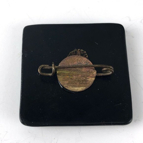 Vintage Russian Brooch Black Lacquer Floral Pin Red Orange Green Rose - Picture 3 of 3